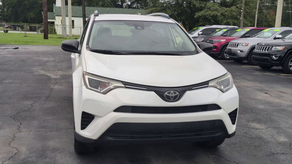 Toyota RAV4 photo 3