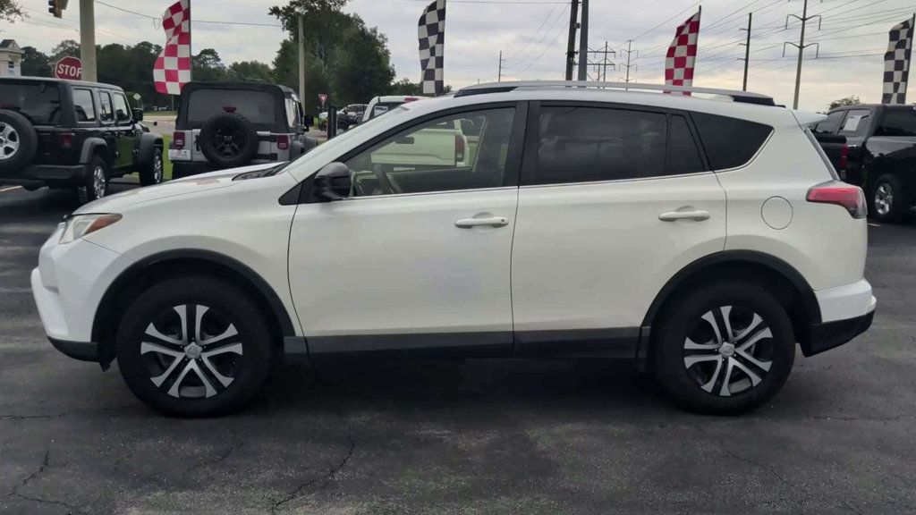 Toyota RAV4 photo 5