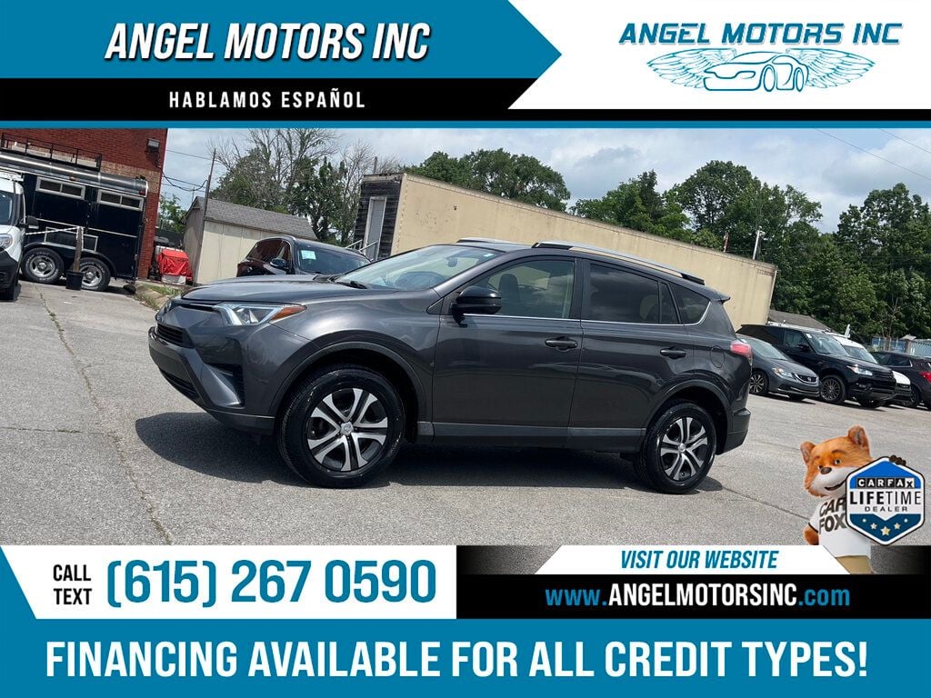2018 Toyota RAV4 LE FWD - 22848978 - 0
