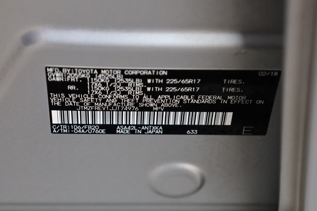 2018 Toyota RAV4 LE FWD - 22969225 - 11