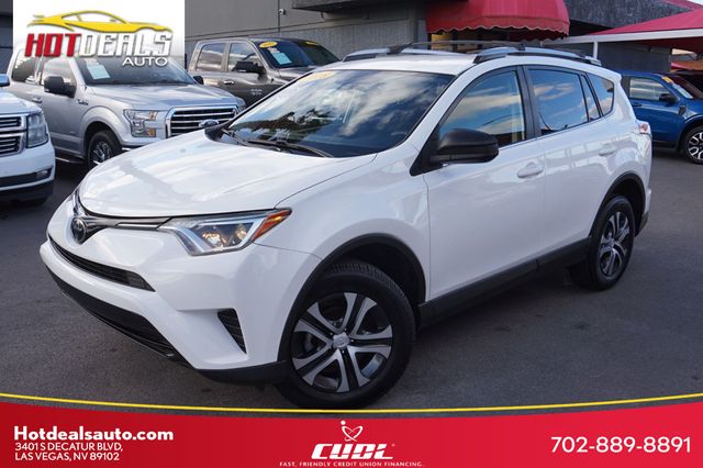 2018 Toyota RAV4 LE, SUPER LOW MILEAGE, PREMIUM WHEELS, CLOTH SEATS, BLUETOOTH - 22969364 - 0