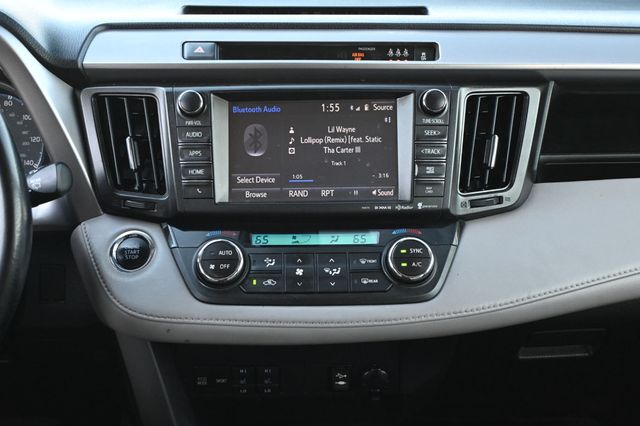 2018 Toyota RAV4 Limited AWD - 22952789 - 9