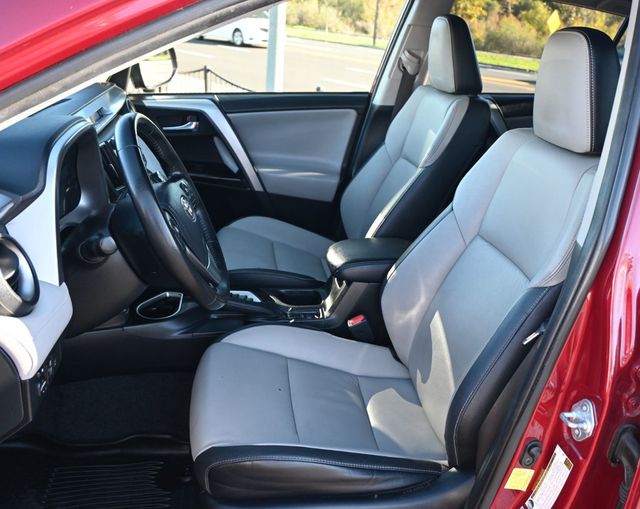 2018 Toyota RAV4 Limited AWD - 22952789 - 12