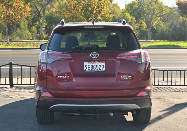 2018 Toyota RAV4 Limited AWD - 22952789 - 4