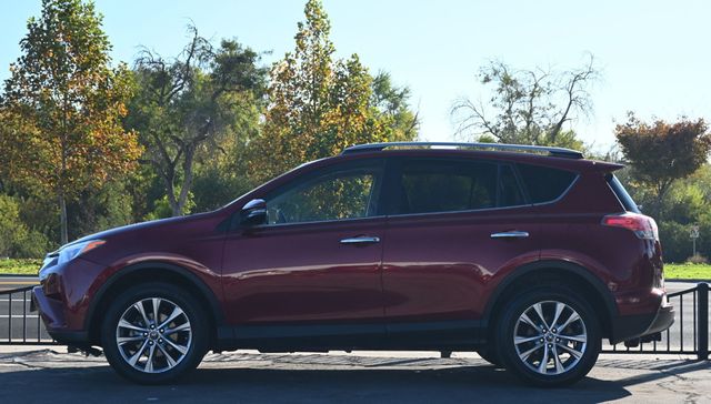 2018 Toyota RAV4 Limited AWD - 22952789 - 5