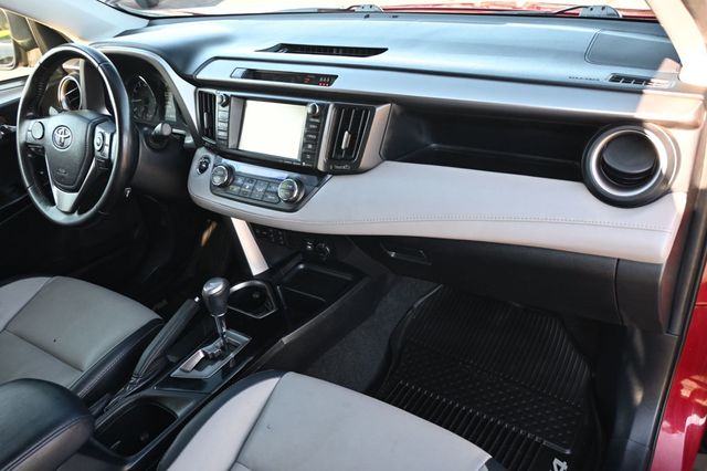 2018 Toyota RAV4 Limited AWD - 22952789 - 7