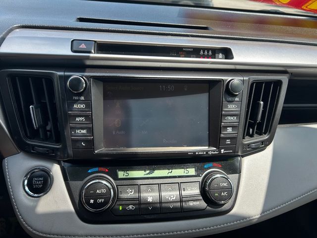 2018 Toyota RAV4 Limited FWD - 23056481 - 11