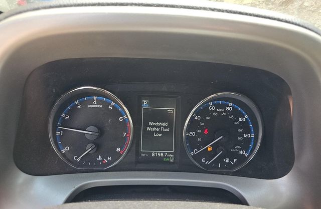 2018 Toyota RAV4 Limited FWD - 23054598 - 9