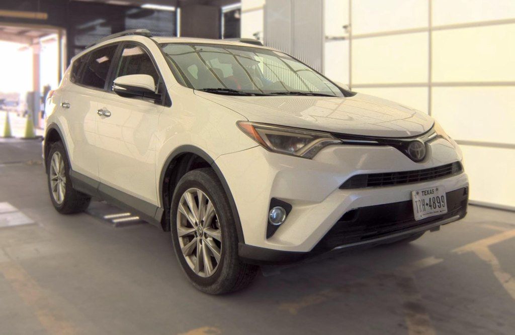 2018 Toyota RAV4 Limited FWD - 23054598 - 2