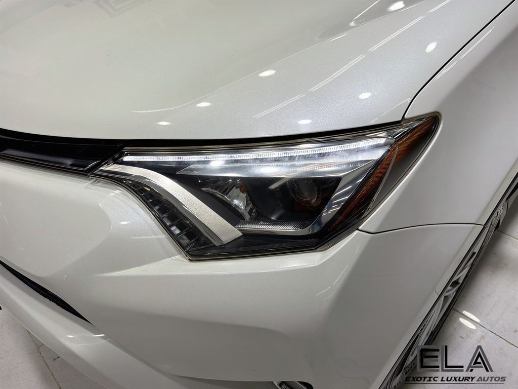 2018 Toyota RAV4 Limited FWD - 23054598 - 39