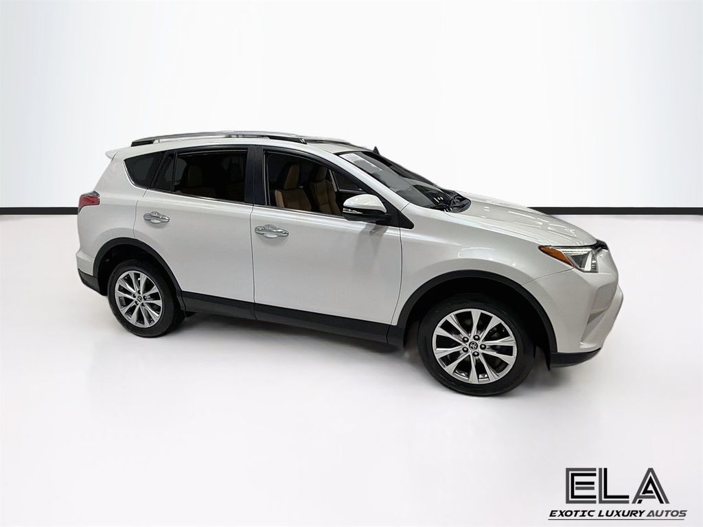 2018 Toyota RAV4 Limited FWD - 23054598 - 46