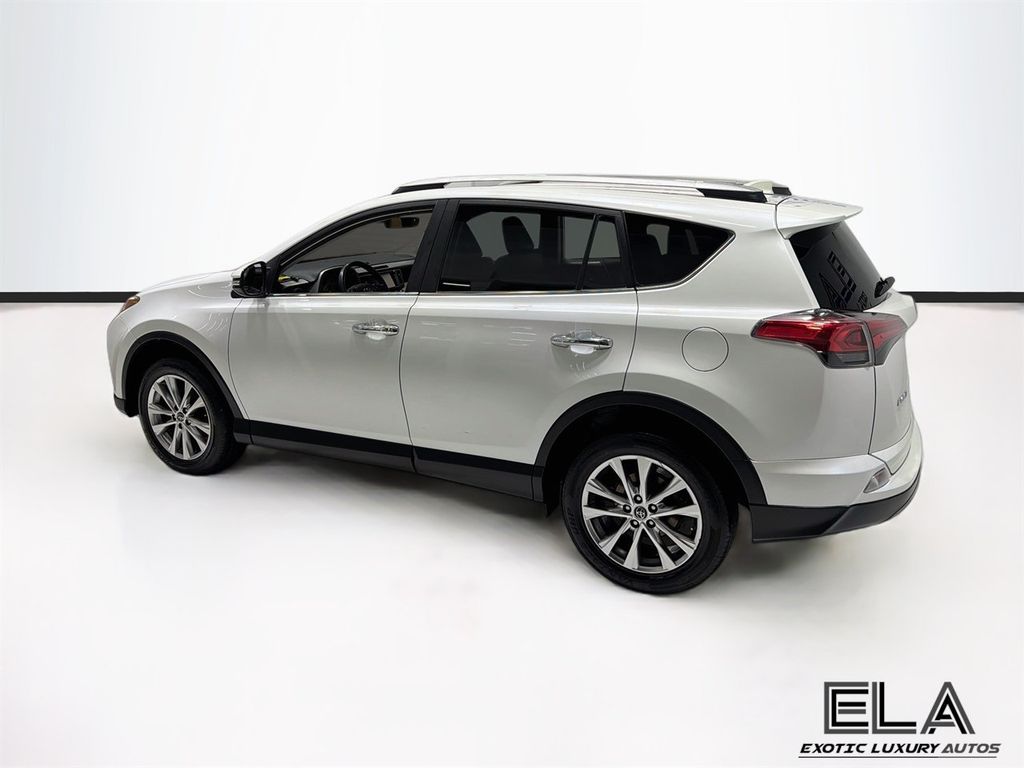 2018 Toyota RAV4 Limited FWD - 23054598 - 55