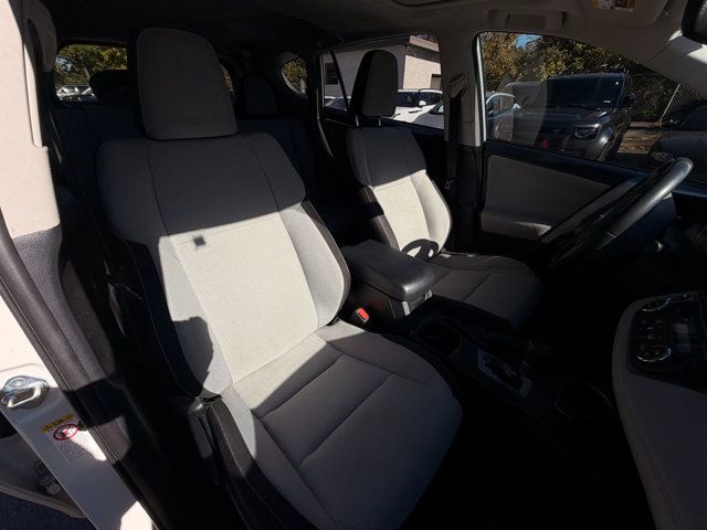 2018 Toyota RAV4 LocalTrade/XLE/FWD/PowerPlusPkg/EntunePremiumAudio/Bluetooth - 23095830 - 14