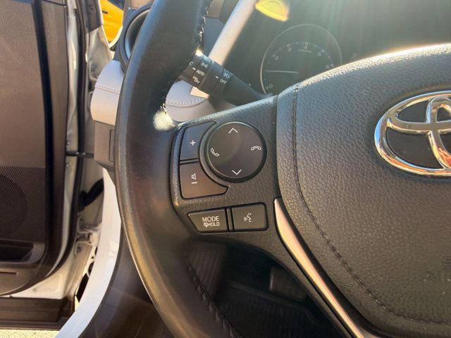 2018 Toyota RAV4 LocalTrade/XLE/FWD/PowerPlusPkg/EntunePremiumAudio/Bluetooth - 23095830 - 18
