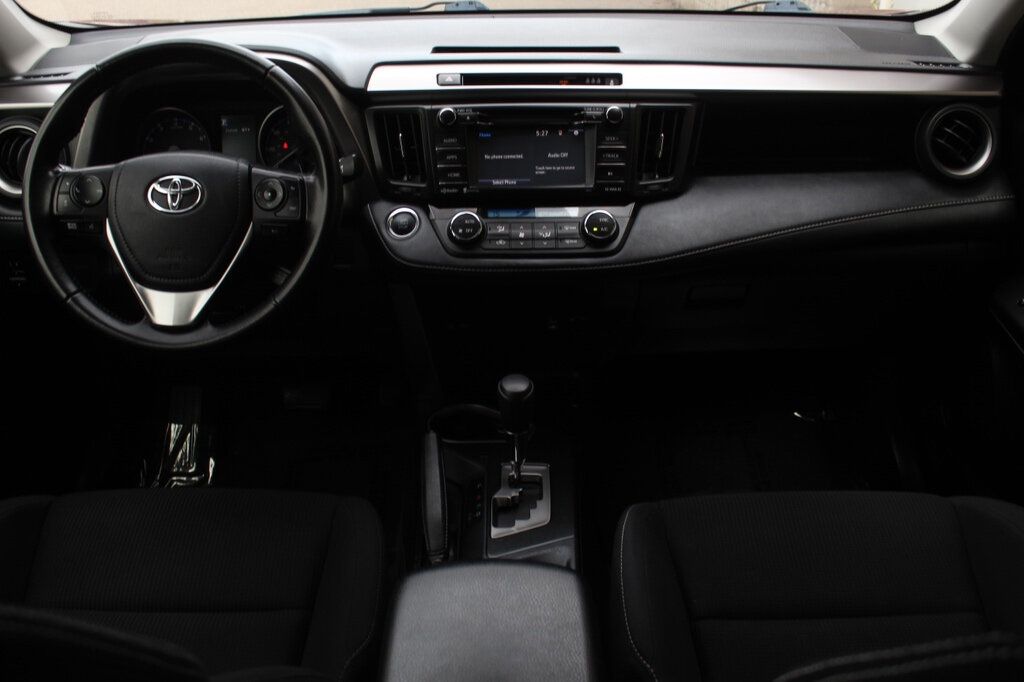 2018 Toyota RAV4 Adventure XLE photo 10