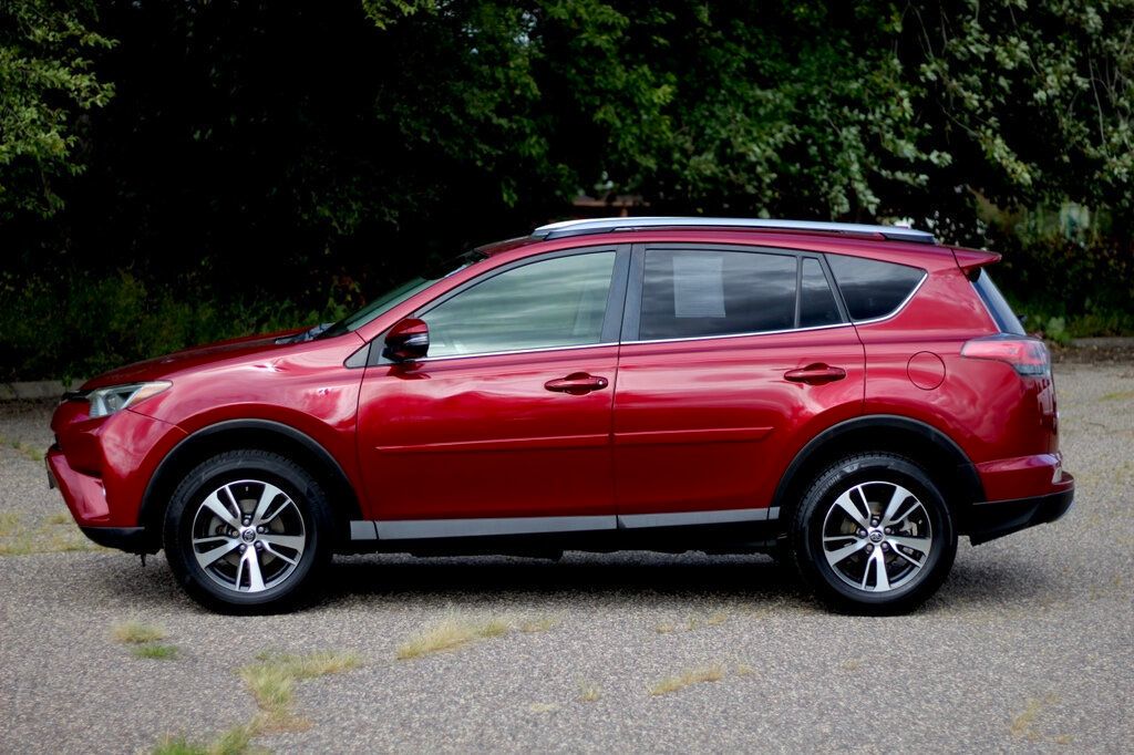 2018 Toyota RAV4 Adventure XLE photo 15