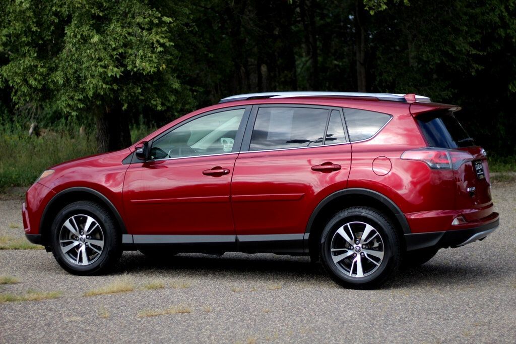 2018 Toyota RAV4 Adventure XLE photo 16