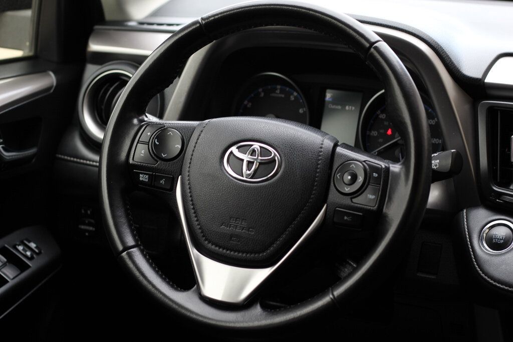 2018 Toyota RAV4 Adventure XLE photo 26