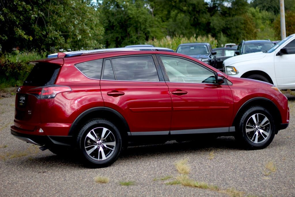 2018 Toyota RAV4 Adventure XLE photo 2