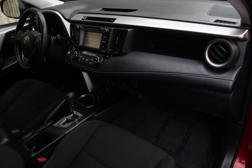 2018 Toyota RAV4 Adventure XLE photo 7