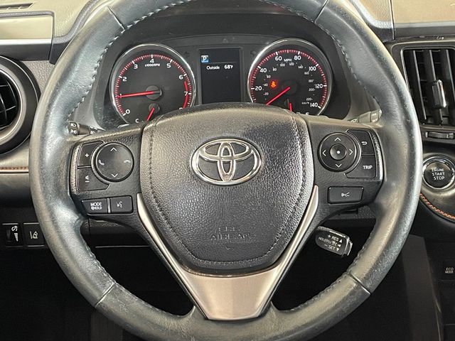 2018 Toyota RAV4 SE AWD - 23014768 - 24
