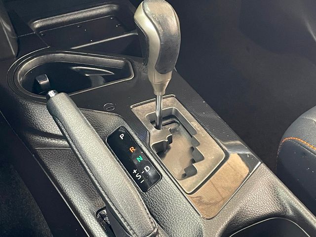 2018 Toyota RAV4 SE AWD - 23014768 - 29