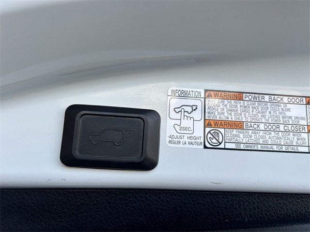 2018 Toyota RAV4 SE AWD - 22947300 - 15