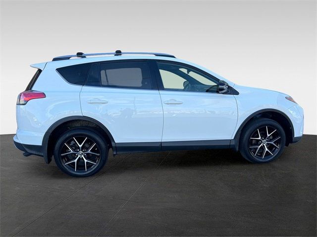 2018 Toyota RAV4 SE AWD - 22947300 - 5