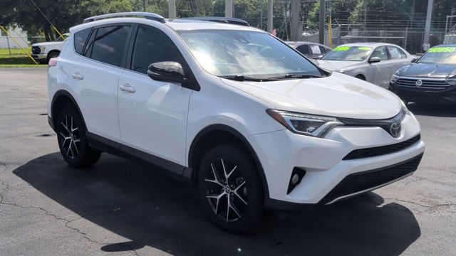 2018 Toyota RAV4 SE FWD - 23025797 - 1