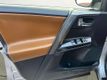 2018 Toyota RAV4 SE FWD - 23054669 - 12