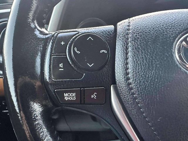2018 Toyota RAV4 SE FWD - 23054669 - 25