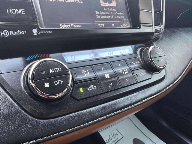 2018 Toyota RAV4 SE FWD - 23054669 - 36