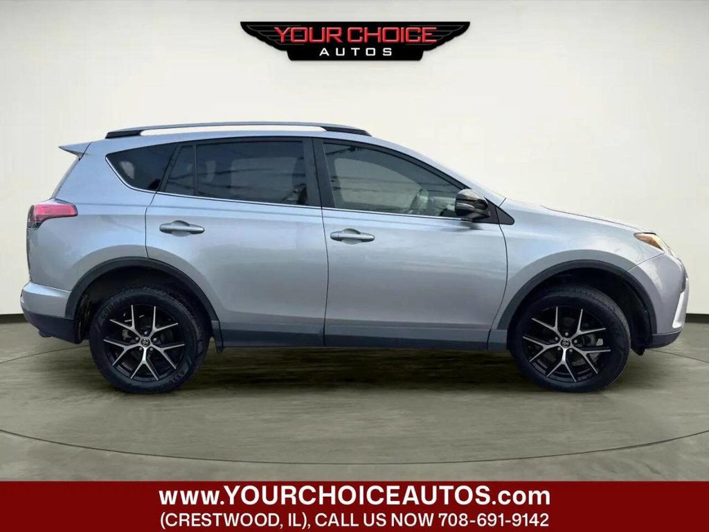 2018 Toyota RAV4 SE FWD - 23054669 - 5