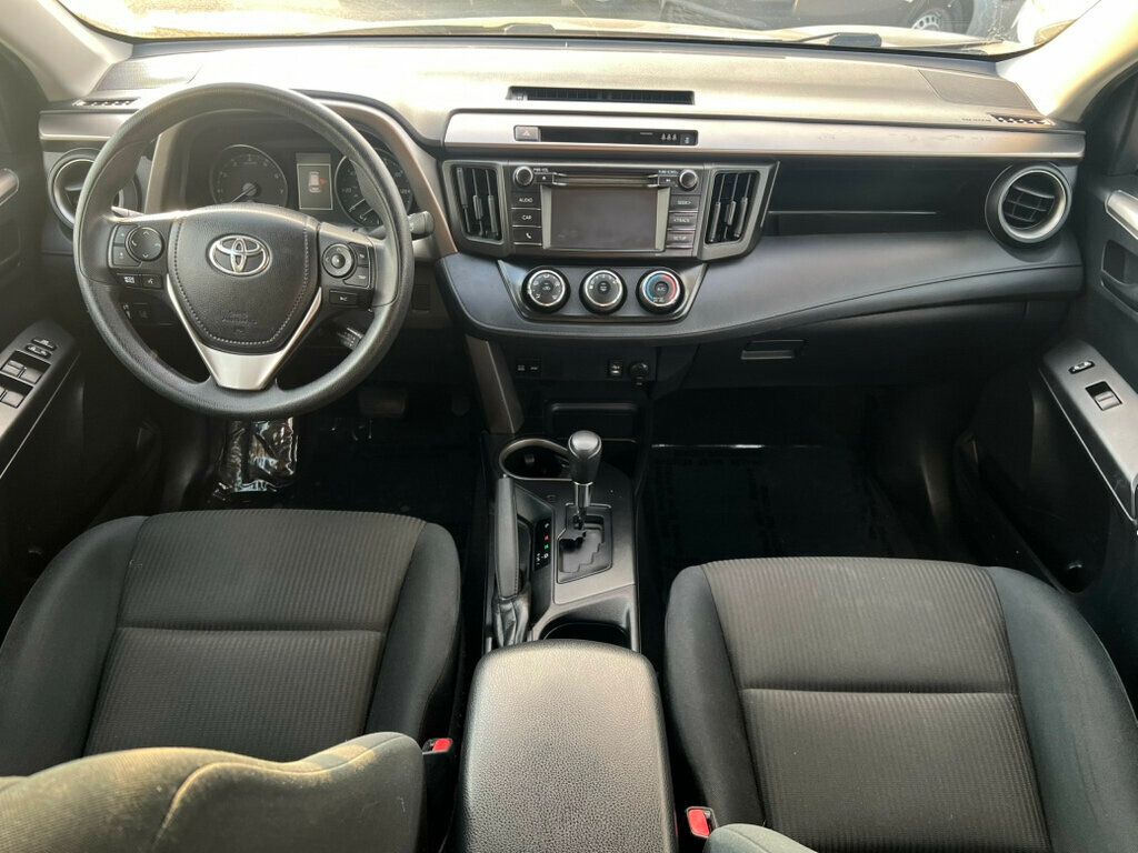 2018 Toyota RAV4 SERVICED AND DETAILED!! READY TO GO! - 22943237 - 12