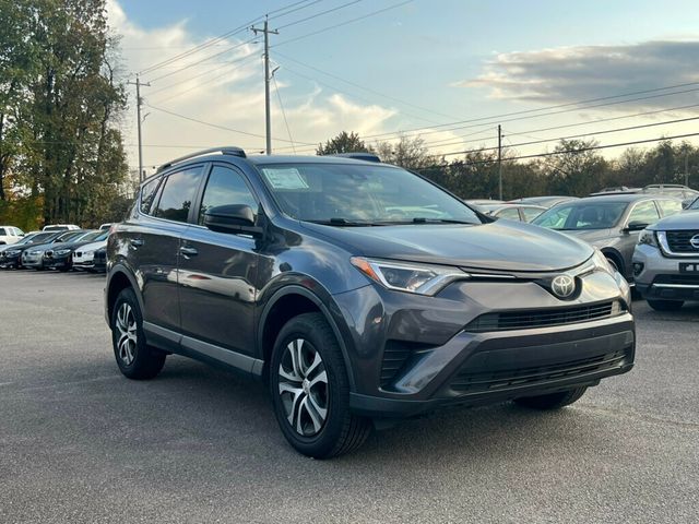 2018 Toyota RAV4 SERVICED AND DETAILED!! READY TO GO! - 22943237 - 23