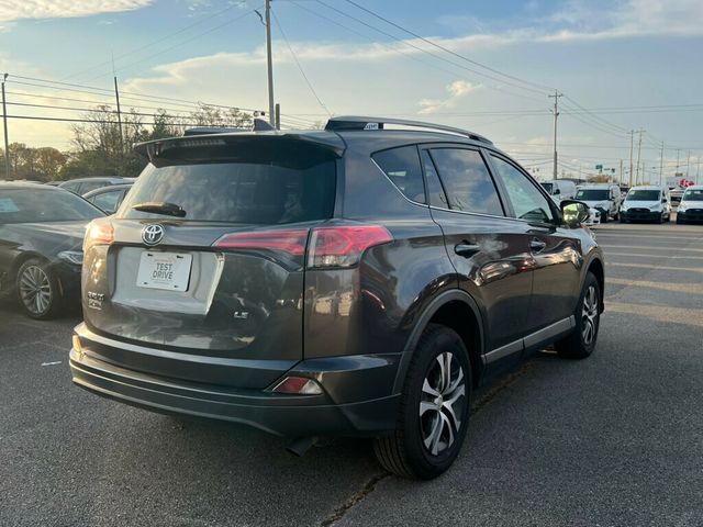 2018 Toyota RAV4 SERVICED AND DETAILED!! READY TO GO! - 22943237 - 4