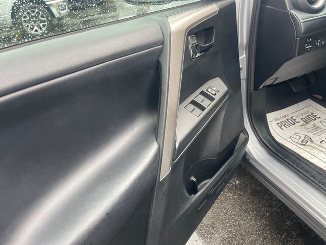 2018 TOYOTA RAV4 XLE - 23090650 - 10