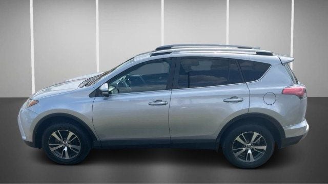 2018 Toyota RAV4 XLE AWD - 23016858 - 13