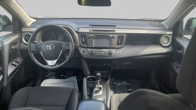 2018 Toyota RAV4 XLE AWD - 23016858 - 15