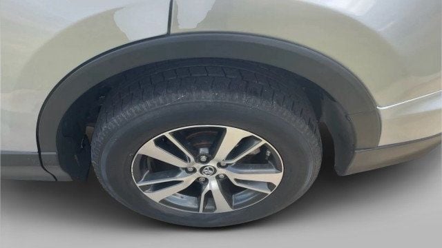 2018 Toyota RAV4 XLE AWD - 23016858 - 5