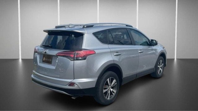 2018 Toyota RAV4 XLE AWD - 23016858 - 7