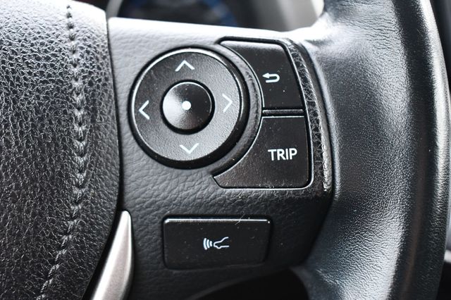 2018 Toyota RAV4 XLE AWD - 22627828 - 18