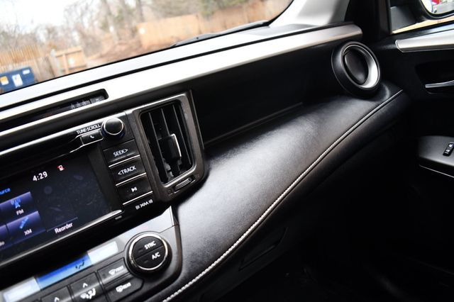 2018 Toyota RAV4 XLE AWD - 22627828 - 21