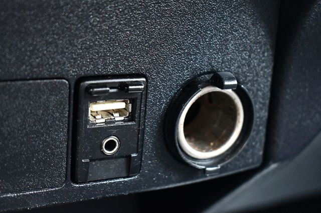 2018 Toyota RAV4 XLE AWD - 22627828 - 41