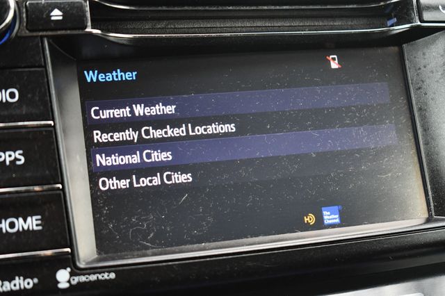 2018 Toyota RAV4 XLE AWD - 22627828 - 43