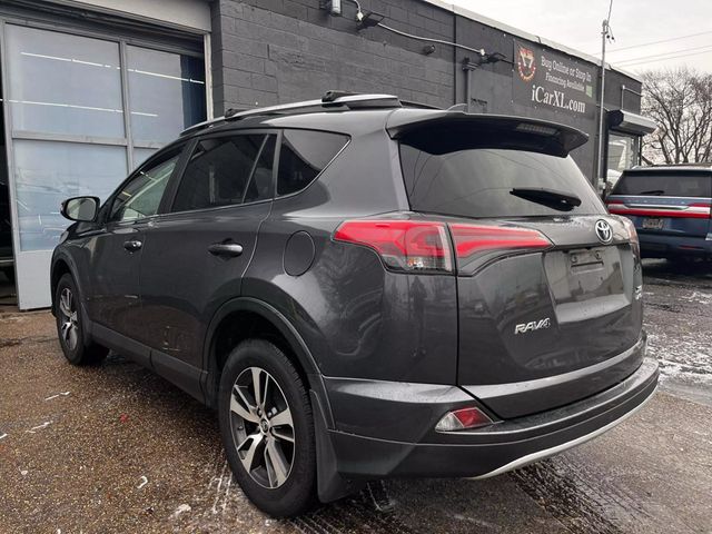 2018 Toyota RAV4 XLE AWD - 22721269 - 1