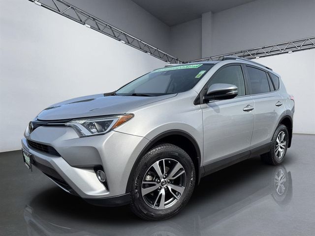 2018 Toyota RAV4 XLE AWD - 22926130 - 26