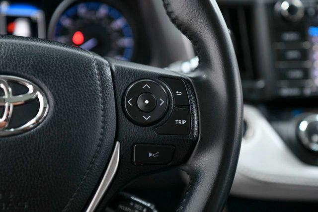 2018 Toyota RAV4 XLE AWD - 22185507 - 21