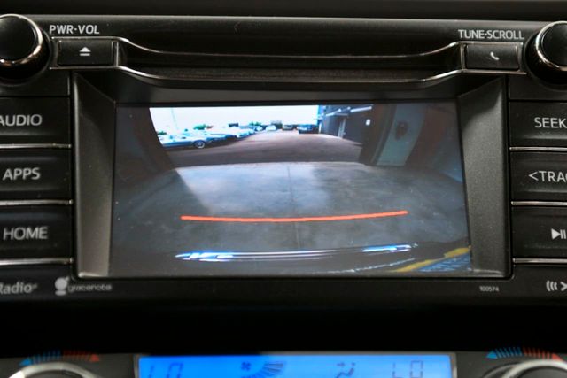 2018 Toyota RAV4 XLE AWD - 22185507 - 26