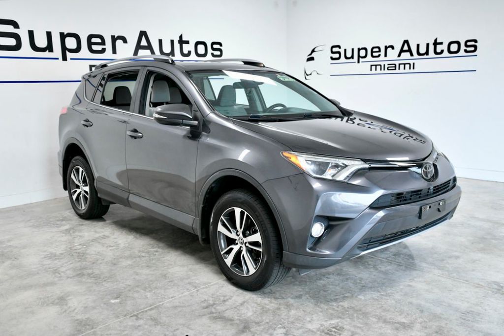 2018 Toyota RAV4 XLE AWD - 22185507 - 2